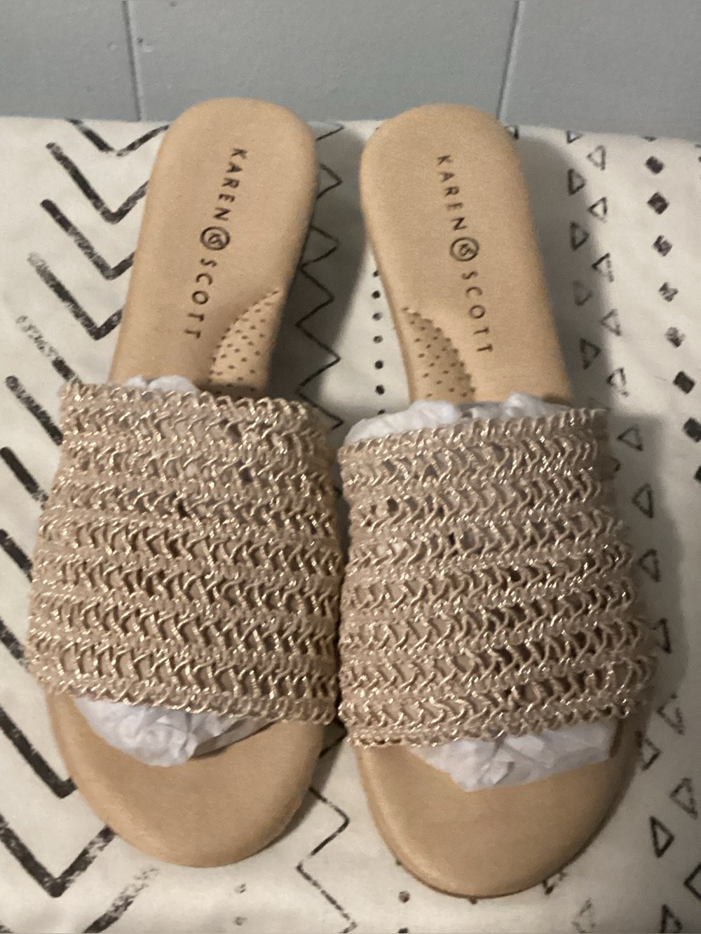 NWOT Karen Scott Gold Elsa Open Toe Slip on Slide Sandals